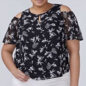 EUC Lane Bryant Cold Shoulder Top Size 18